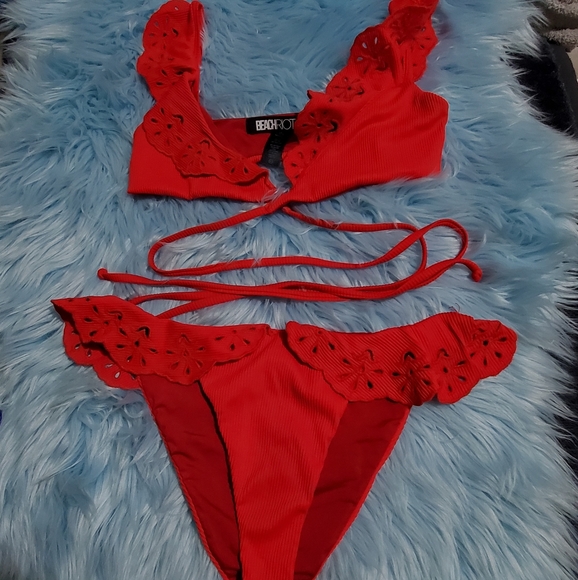 Beach Riot bikini set - Picture 3 of 5